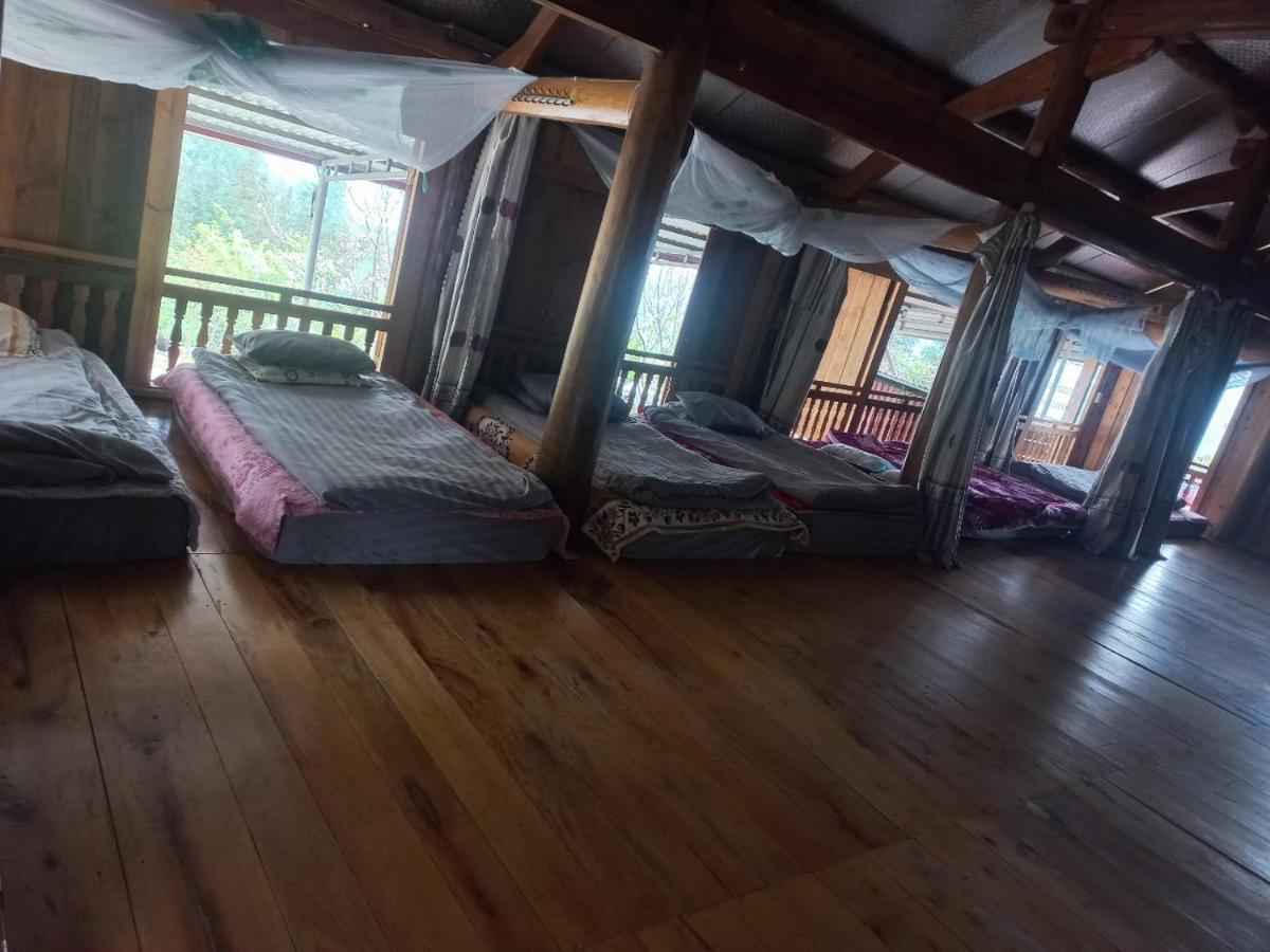 Homestay Hoang Vu Ha Giang Buitenkant foto